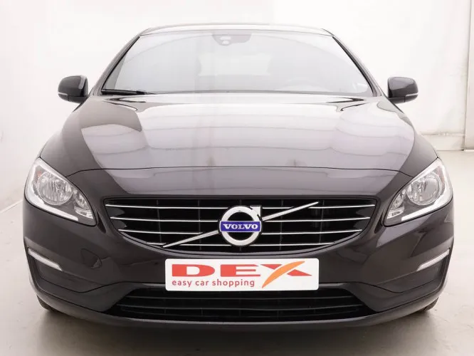 Volvo V60 2.0 D 120 Dynamic Edition + GPS + Leder/Cuir + ALU Image 2